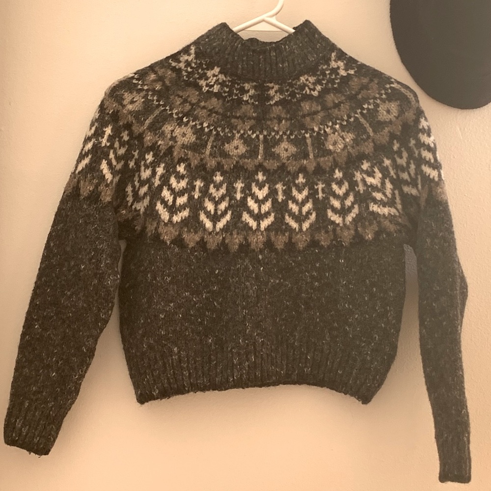 Urban outfitters turtleneck cropped sweater